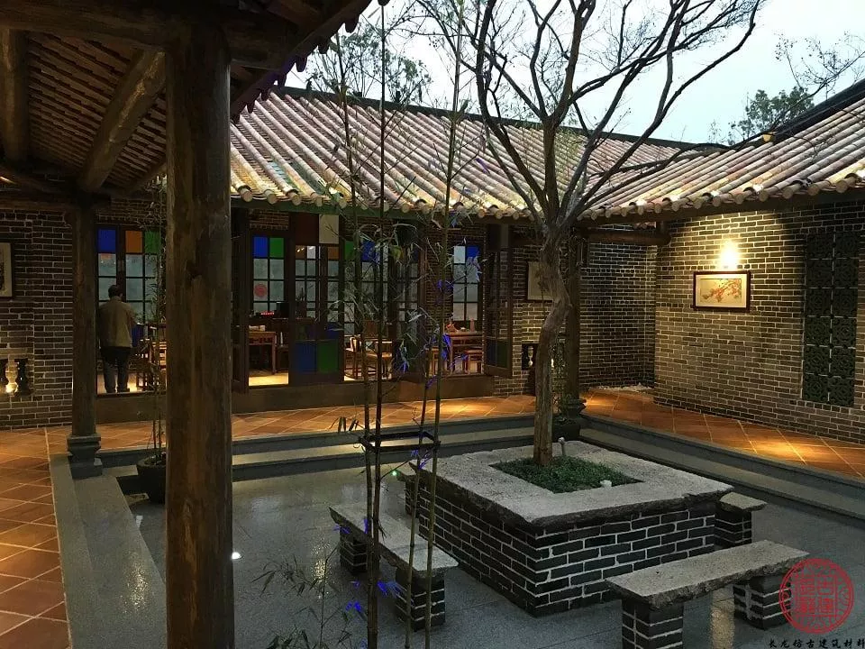 广东岭南风格青砖别墅园林工程13.jpg