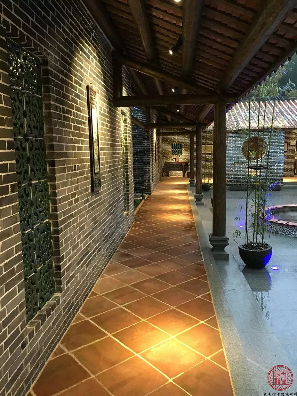 广东岭南风格青砖别墅园林工程11.jpg